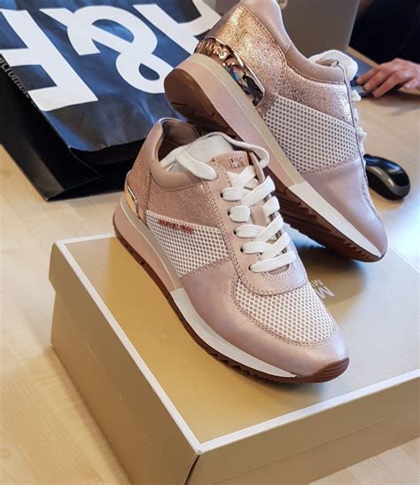 michael kors sportschoenen met air|michael kors rose gold trainers.